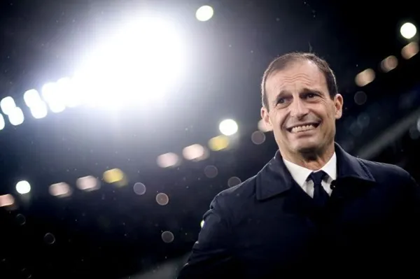 Max Allegri : Tôi đang học tiếng Anh - Bóng Đá