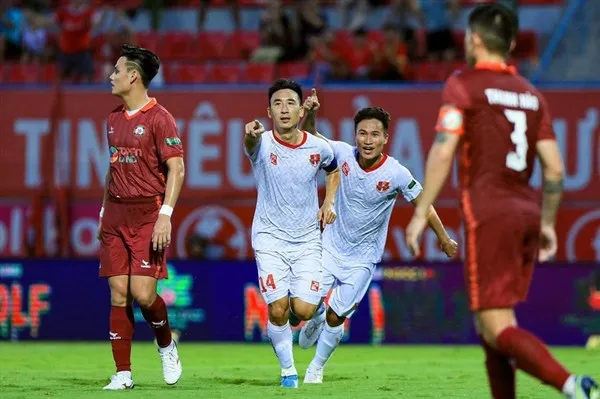 Top đầu V-League 2022, ai có khả năng bứt phá? - Bóng Đá