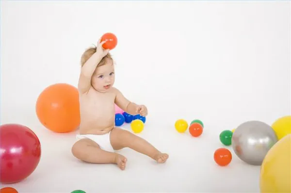 mp-baby-throw-things-full-6673-1436237501