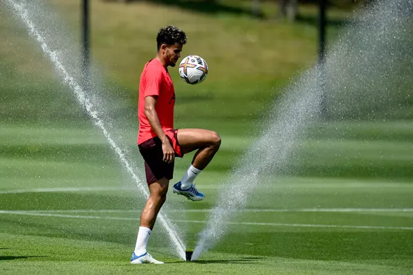 Hàng công Liverpool: Luis Diaz, con quỷ của Jurgen Klopp - Bóng Đá