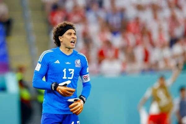 Ochoa lại tỏa sáng ở World Cup - Bóng Đá