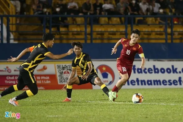 Tỏa sáng rực rỡ, Khuất Văn Khang sẽ sớm ra mắt V-League? - Bóng Đá