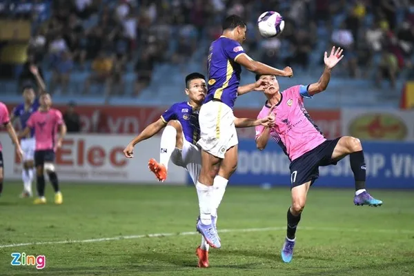 V-League 2022; Công Phượng chấn thương nặng - Bóng Đá