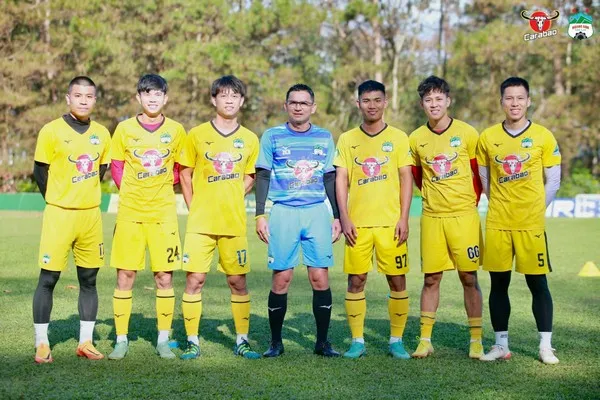 Khi bỏ giải trở thành câu cửa miệng của các ông bầu tại V-League - Bóng Đá