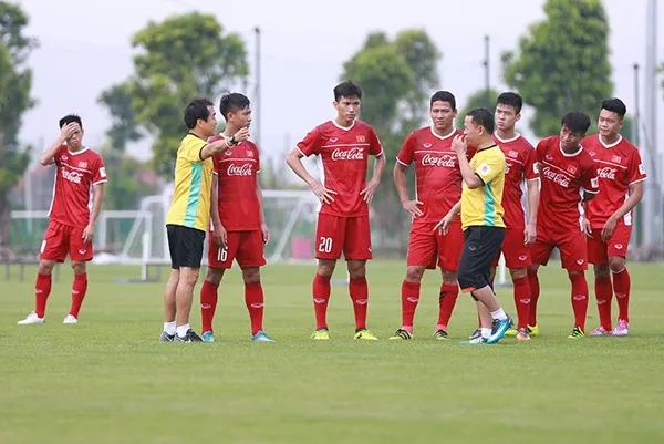 Olympic Việt Nam đá phạt góc như tuyển Anh ở World Cup - Bóng Đá