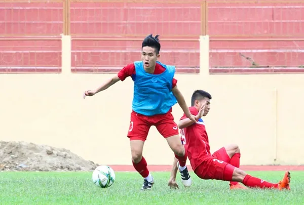 Huỳnh Tấn Sinh phát biểu về thầy Park - Bóng Đá