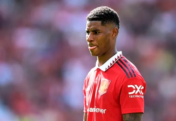 Rashford reacts to PSG transfer talk at Man Utd & whether he could be a one-club man - Bóng Đá