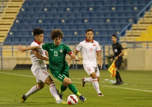 Thi đấu thiếu người, U23 Việt Nam thất bại trước U23 Iraq - Bóng Đá