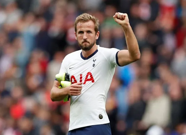 Phil Neville cảnh báo M.U về Harry Kane - Bóng Đá