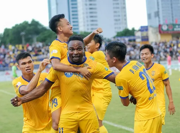 Top đầu V-League 2022, ai có khả năng bứt phá? - Bóng Đá