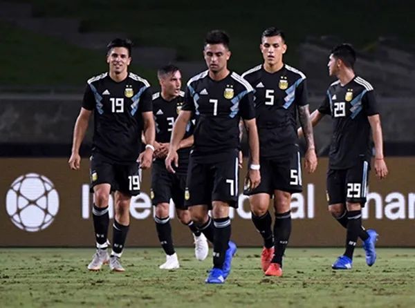 Không Messi hay Aguero, đã có con trai Simeone giúp Argentina thắng đậm - Bóng Đá