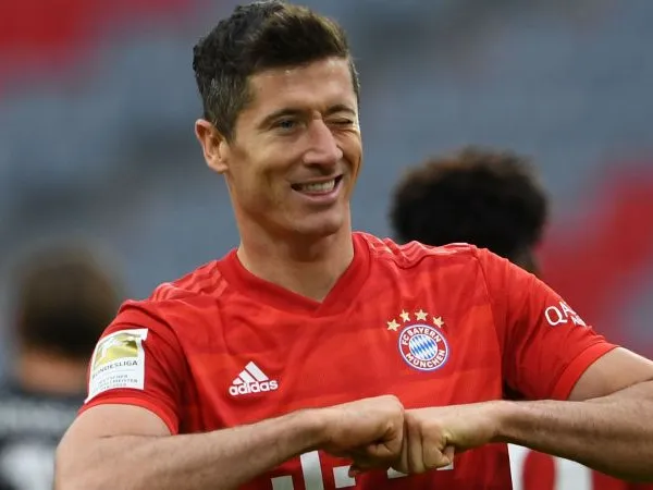 Robert Lewandowski không nghĩ về quả bóng vàng - Bóng Đá