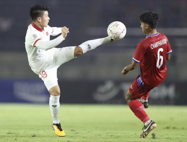 HAGL chốt xong 3 ngoại binh; Quang Hải nên trở lại với V-League - Bóng Đá