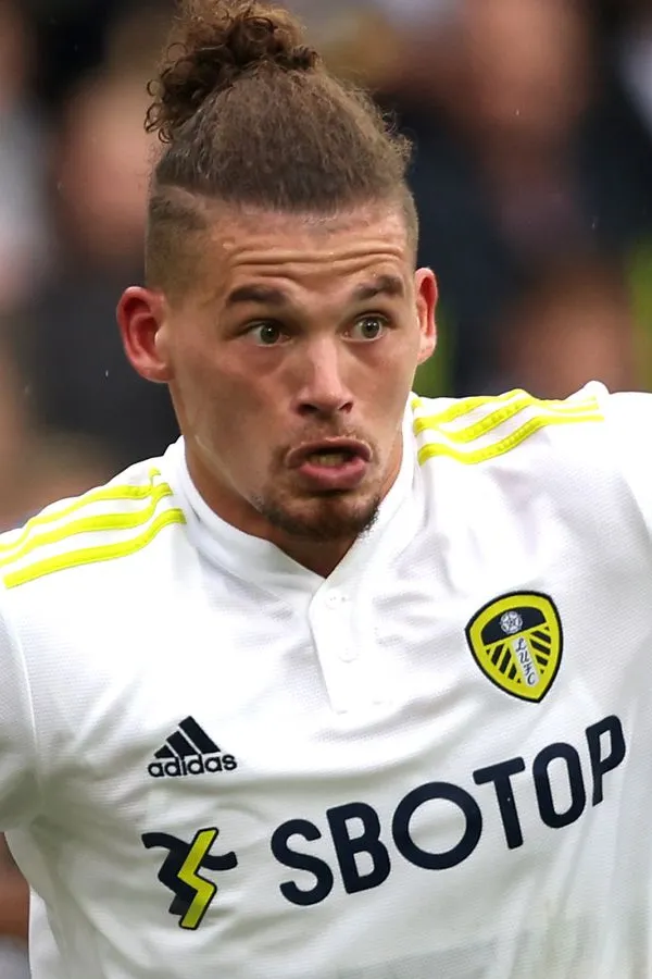 Aston Villa have emerged as favourites to sign Kalvin Phillips  - Bóng Đá