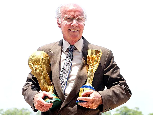 Top 4 HLV huyền thoại góp mặt tại chung kết các kỳ World Cup - Bóng Đá