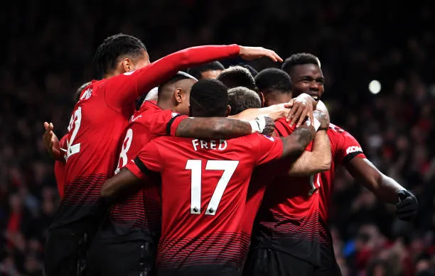 Ơn giời! Man United hồi sinh thật đúng lúc - Bóng Đá