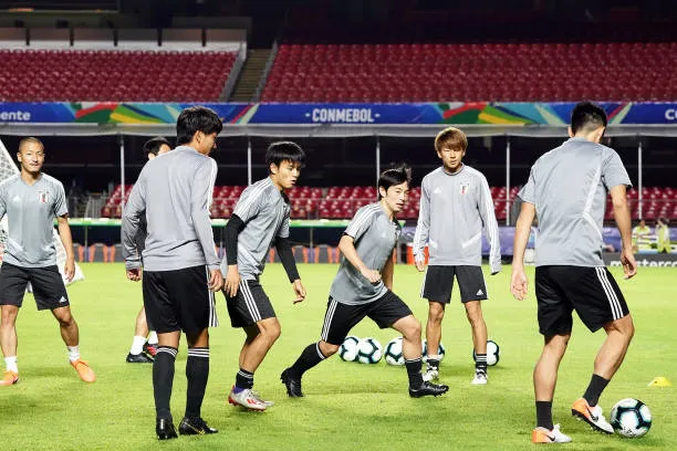 'Gắn mác' Real, tài năng trẻ Nhật Bản lu mờ hoàn toàn các đàn anh - Bóng Đá