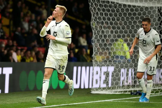 Welbeck ghi bàn, Watford đi tiếp - Bóng Đá