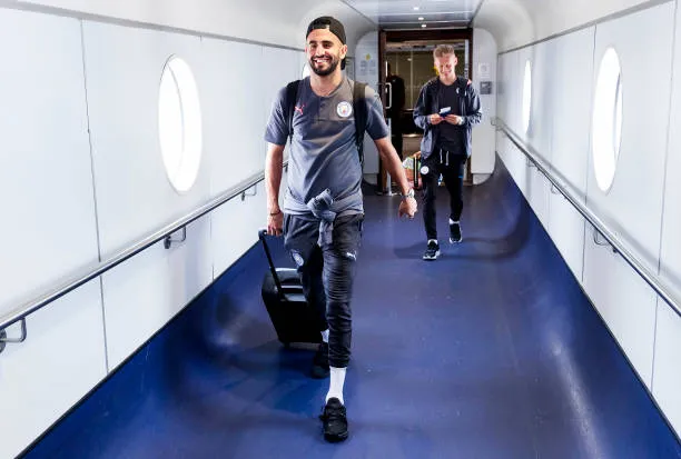 Dàn sao Man City rạng rỡ trước ngày chinh phục Champions League - Bóng Đá