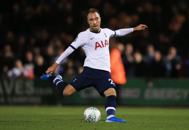 Sao muốn ra đi sút hỏng penalty, Tottenham cay đắng bị loại bởi đội Hạng Ba - Bóng Đá