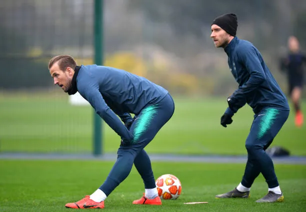 Tottenham tập - Bóng Đá