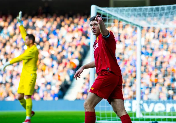 Steven Gerrard tham dự trận huyền thoại Liverpool vs Rangers - Bóng Đá