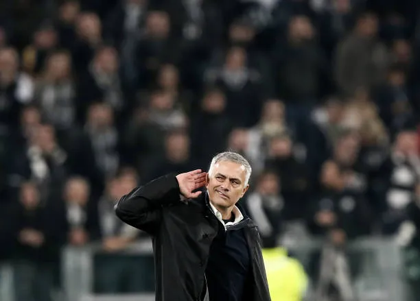 Thay đổi 360 độ, Mourinho đang 'xúc phạm' một Man United bất diệt - Bóng Đá