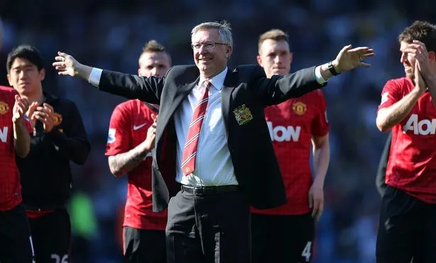 Vừa tỉnh dậy, câu nói đầu tiên của Sir Alex là gì? - Bóng Đá