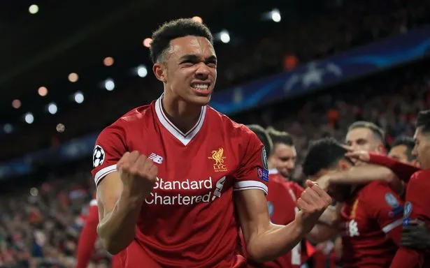 Tiến bộ thần tốc, Alexander-Arnold sắp được Liverpool thưởng lớn - Bóng Đá