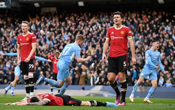 Jamie Redknapp chỉ ra sự khác biệt giữa Man City và Man United - Bóng Đá