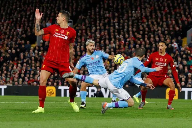 Thảm bại trước Liverpool, phòng thay đồ Man City u ám thế nào? - Bóng Đá