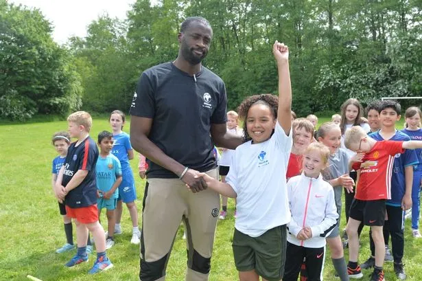 Yaya Toure: Tôi muốn được chơi bóng với Pogba - Bóng Đá