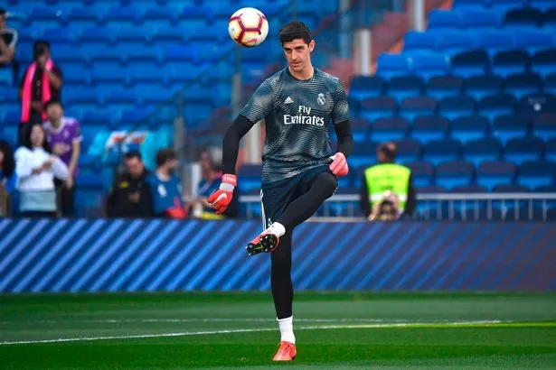 NÓNG! Zidane 'trảm' Courtois và đưa là lời giải thích - Bóng Đá