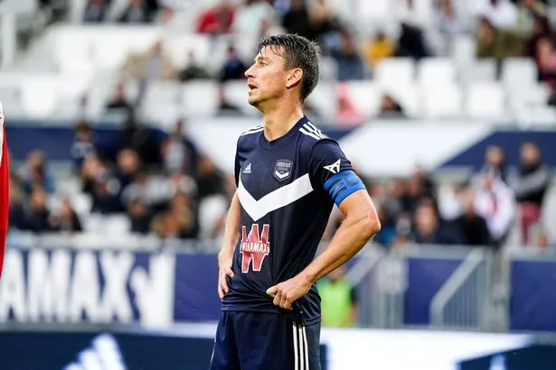 Former Arsenal captain Laurent Koscielny 'banished' by Bordeaux and stripped of armband - Bóng Đá