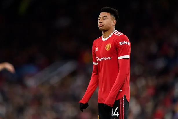 Newcastle boss Eddie Howe urged not to force through Jesse Lingard transfer - Bóng Đá