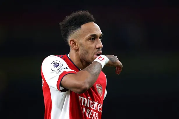 Mikel Arteta draws up four-man shortlist to replace absent Pierre-Emerick Aubameyang - Bóng Đá