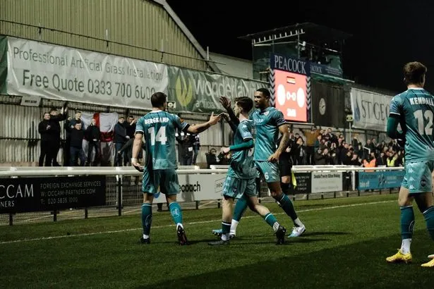 Dennis Bergkamp's son scores first goal for non-league team on his first start - Bóng Đá