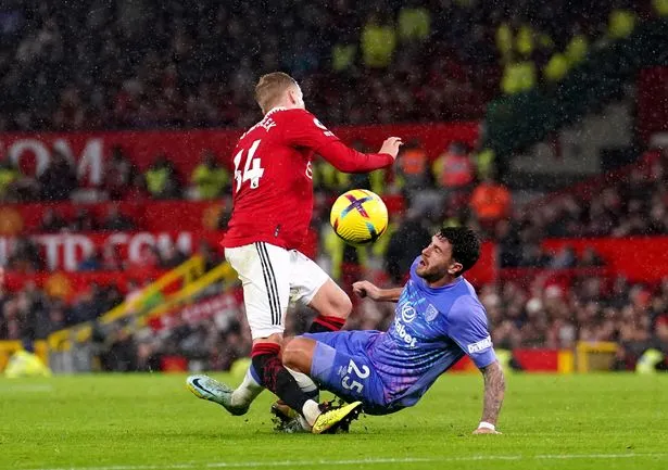Cơn ác mộng tiếp tục kéo dài tại Old Trafford - Bóng Đá