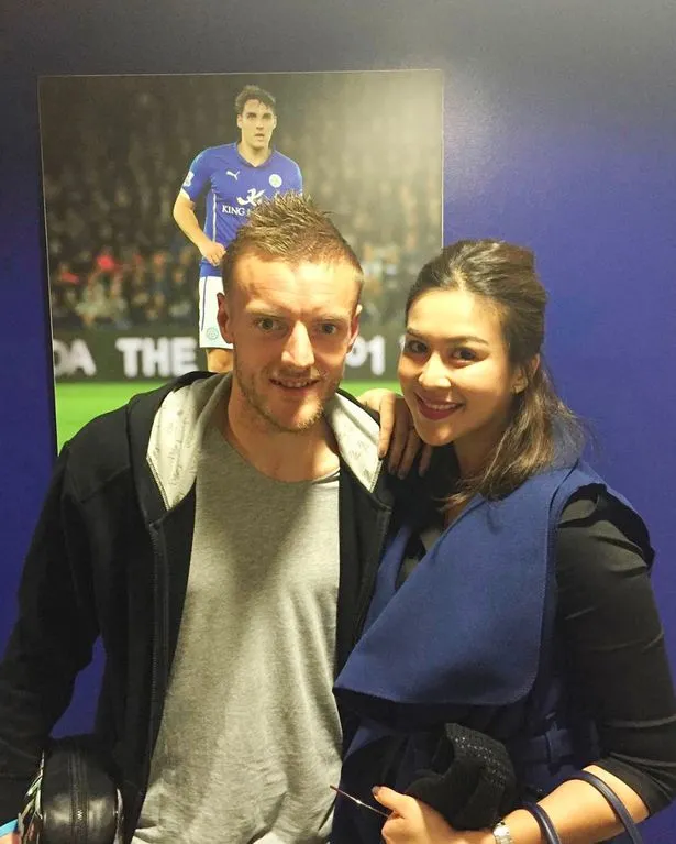 Xác định danh tính mỹ nữ tháp tùng ông chủ Leicester trên chuyến bay định mệnh - Bóng Đá