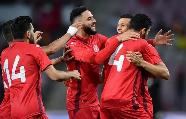 Bạo loạn dữ dội trong trận giao hữu tiền World Cup 2018 - Bóng Đá