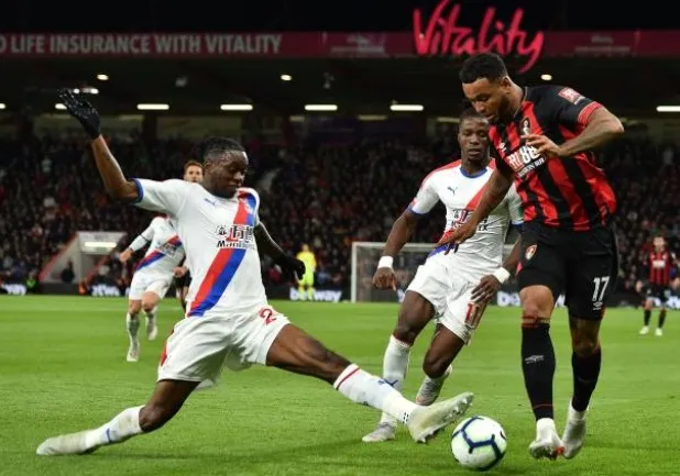 Wan Bissaka tắc bóng qua 10 vòng NHA - Bóng Đá