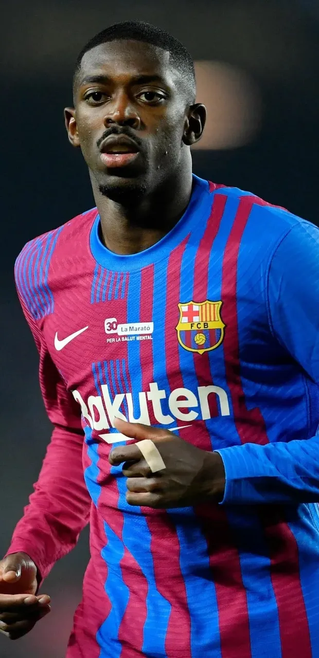 Barcelona winger Ousmane Dembele holding out for Chelsea offer - Bóng Đá