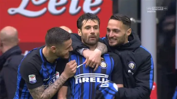 Icardi lại 'lên đồng', Inter chưa phải bật khỏi top 4 - Bóng Đá