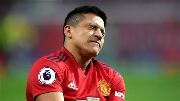 Sanchez lộ chuyện hậu trường, CĐV Man Utd nói lời cay nghiệt - Bóng Đá