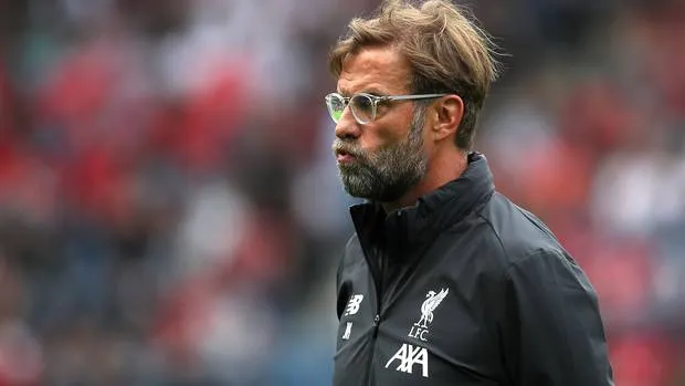 Liverpool boss Jurgen Klopp only saw Vincent Kompany screamer because of his wife - Bóng Đá