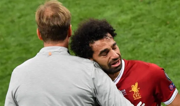 Cận cảnh Ramos triệt hạ Salah tại Kiev - Bóng Đá