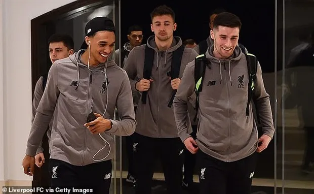 'Người lạ', thương binh nhập hội lên đường sang Đức cùng Liverpool - Bóng Đá