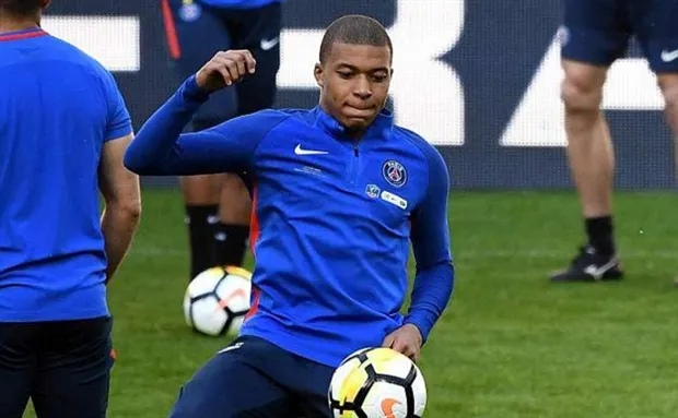 Không Neymar và Verratti, Emery đau đầu trước thềm chung kết  - Bóng Đá