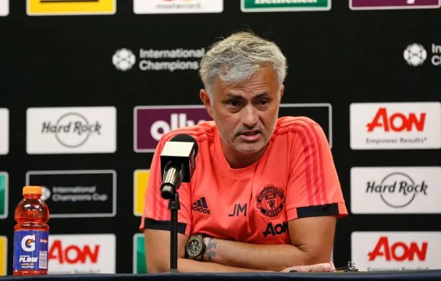 BLĐ M.U hứa với Mourinho sẽ có thêm cầu thủ trước khi TTCN đóng cửa - Bóng Đá