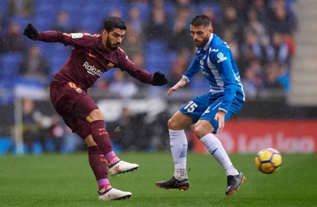 Godin phải trồng lại răng sau chiến thắng của Atletico - Bóng Đá